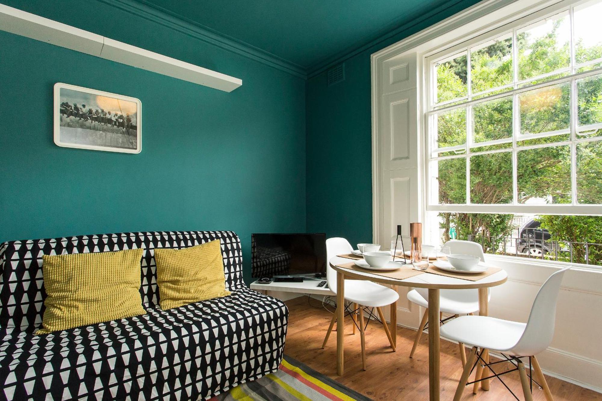 Camden Apartment By Morethanstays ลอนดอน ภายนอก รูปภาพ